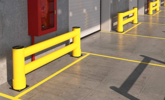Verkeersbarrières langs gevels en muren